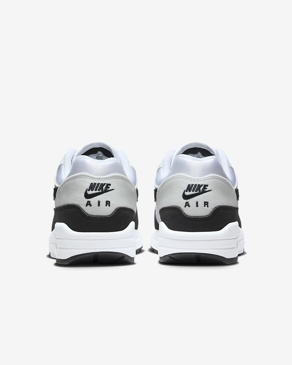 Nike air max ladies black on sale